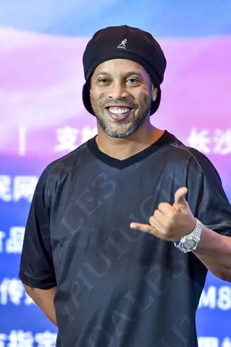 转播还是球