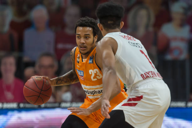 面对这一严 面对这一严